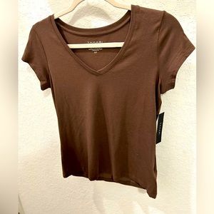 Tahari Small Size Ladies V- Shape Tee in Chocolate Brown